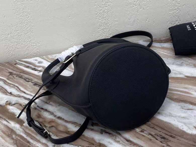 Celine Big Bag Nano Bucket 16 cm