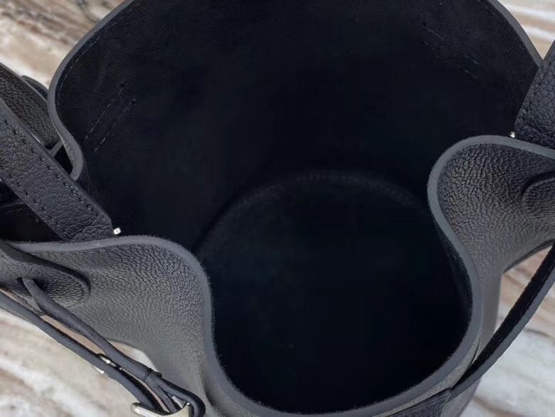 Celine Big Bag Nano Bucket 16 cm