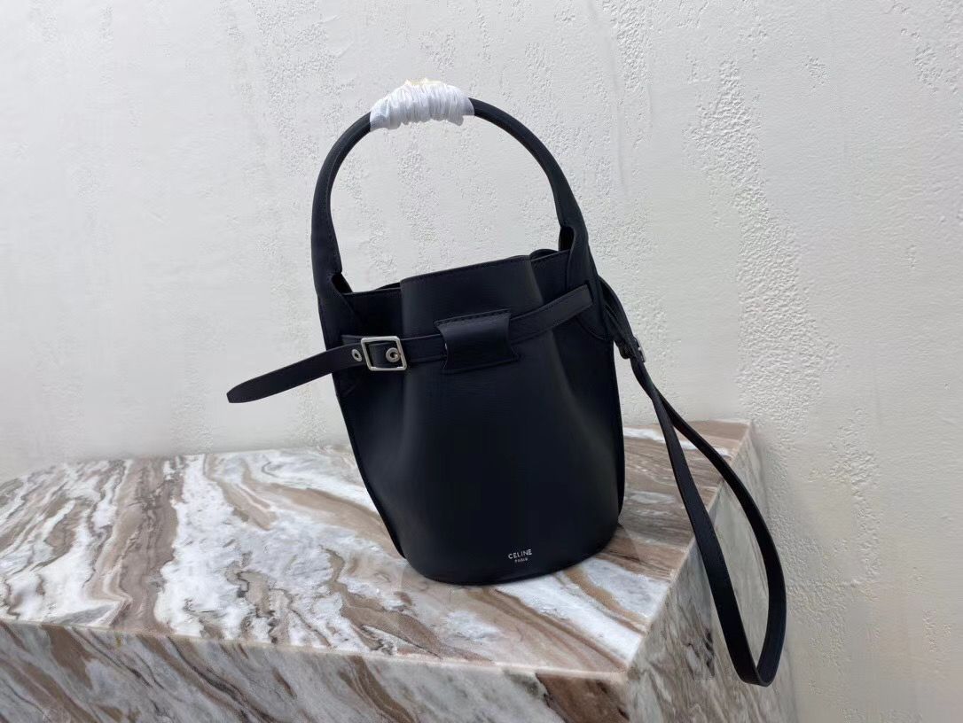 Celine Big Bag Nano Bucket 16 cm