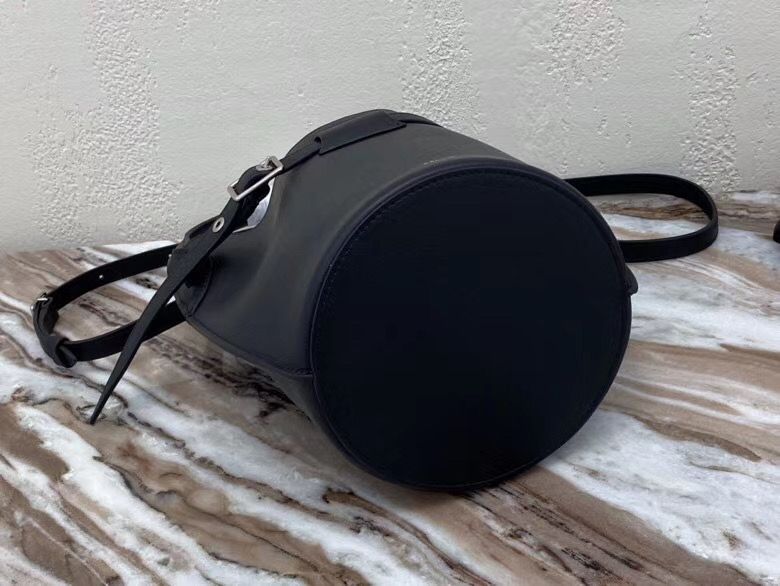 Celine Big Bag Nano Bucket 16 cm