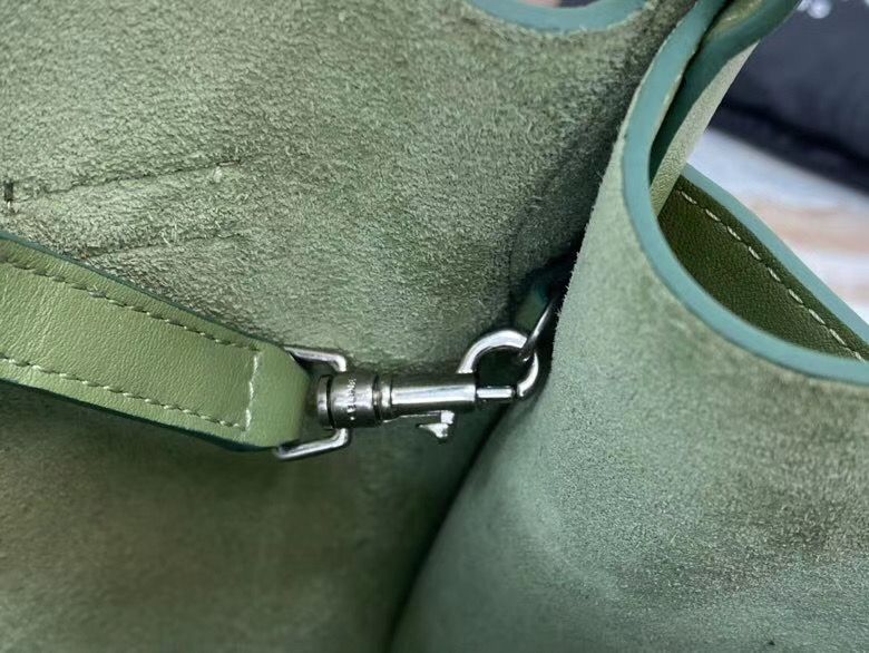 Celine Big Bag Nano Bucket 16 cm