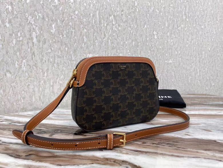 Celine Triomphe 20 cm