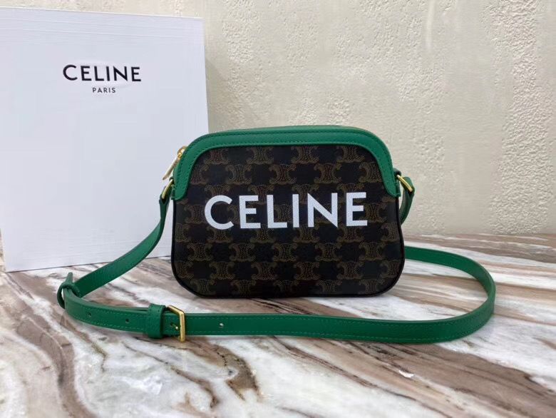 Celine Triomphe 20 cm