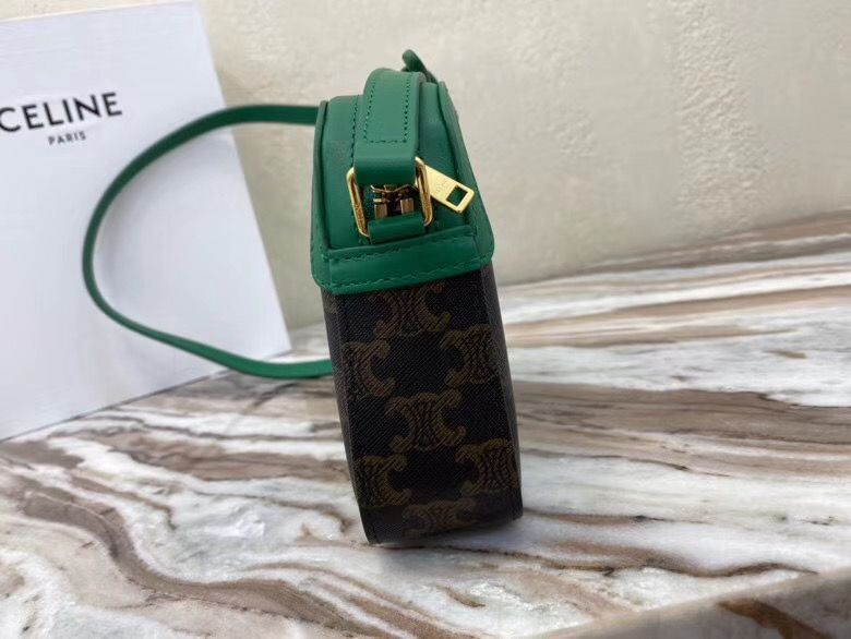 Celine Triomphe 20 cm