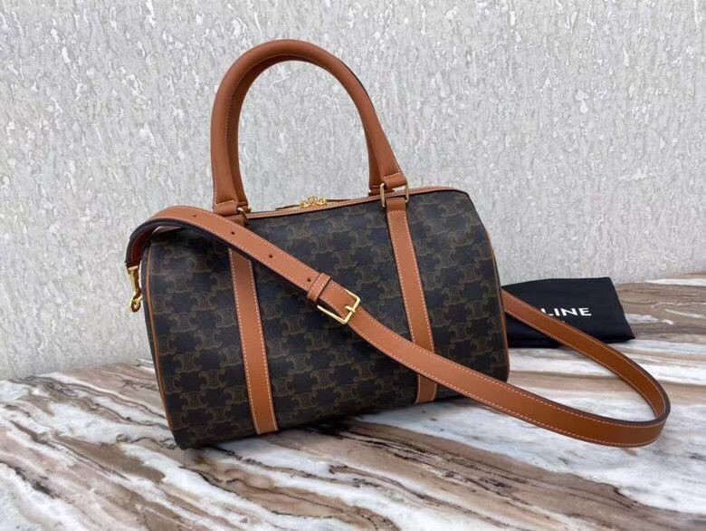 Celine Triomphe 31 cm