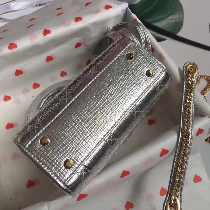 Lady Dior Mini 17 cm