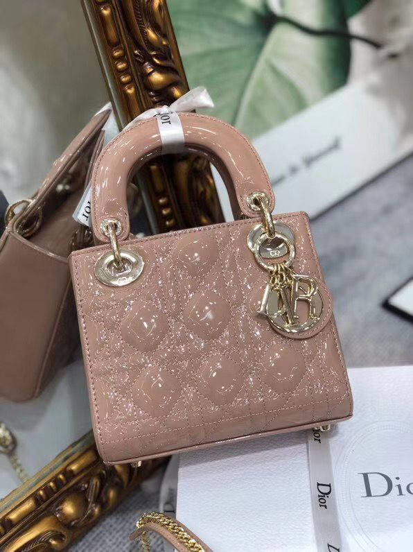 Lady Dior Mini 17 cm