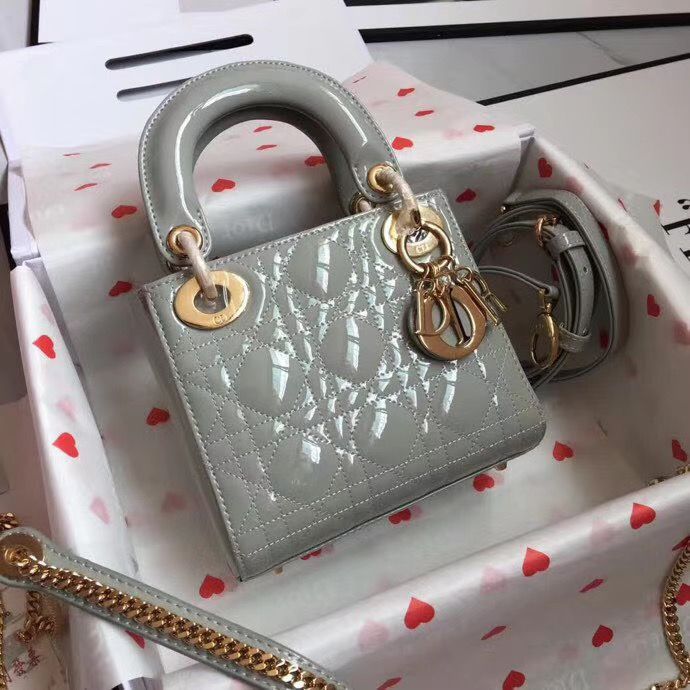 Lady Dior Mini 17 cm