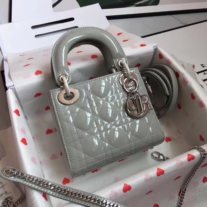 Lady Dior Mini 17 cm