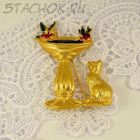 Брошь "Котик у фонтана с птичками" (C.R.A. США)