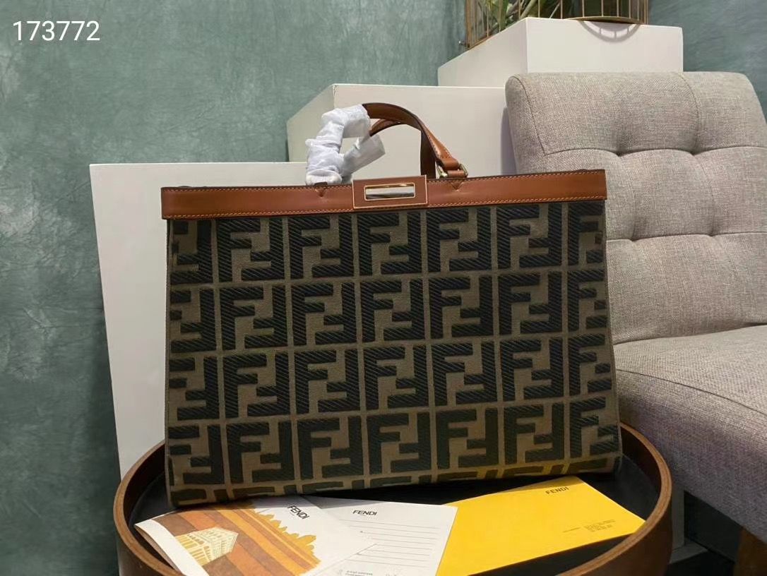 Fendi X-Tote 40 cm