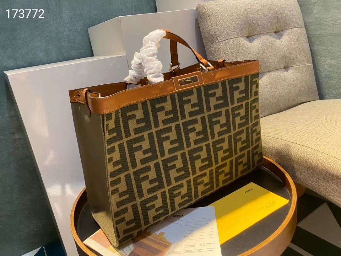 Fendi X-Tote 40 cm