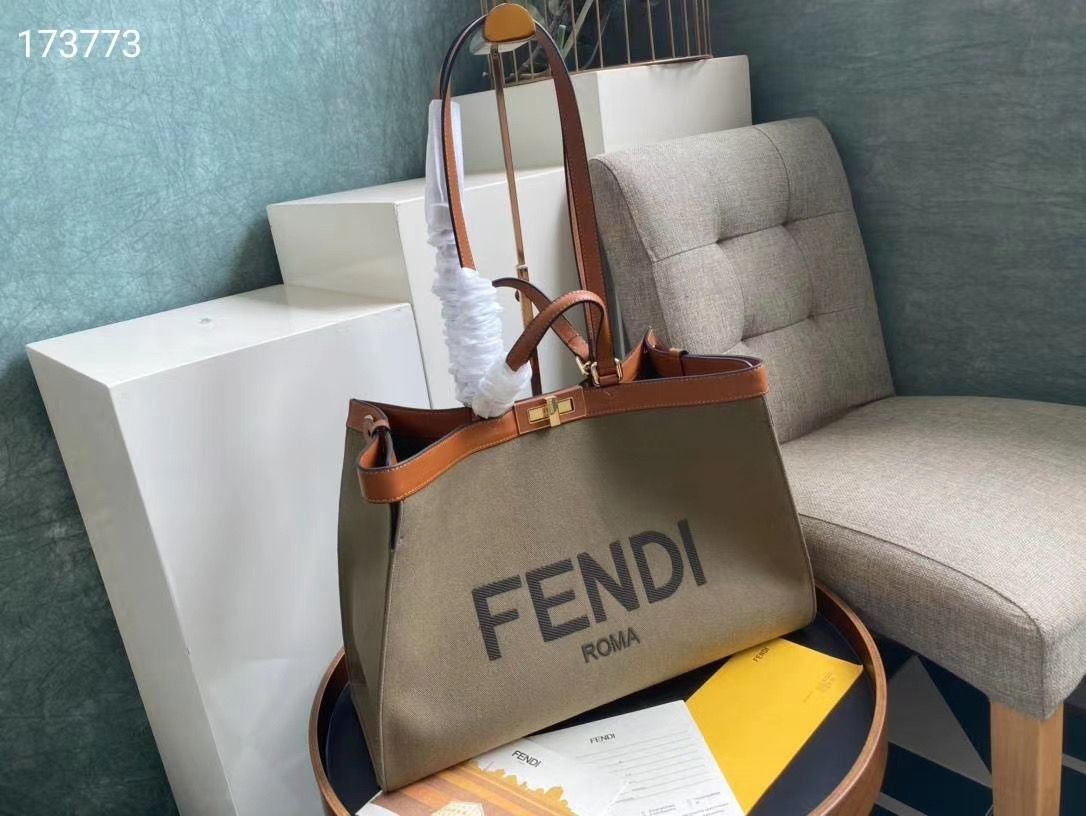Fendi X-Tote 40 cm