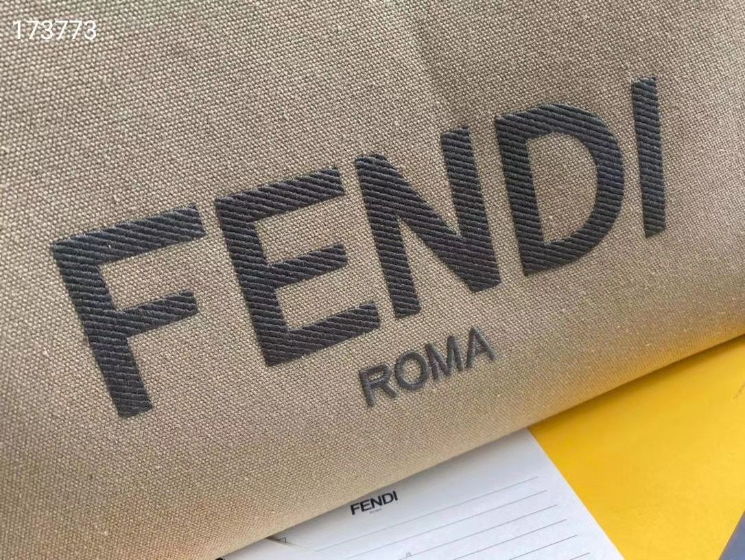 Fendi X-Tote 40 cm