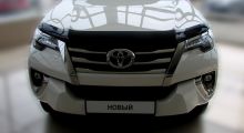 Дефлектор капота Toyota Fortuner, 2015-, темный, шт