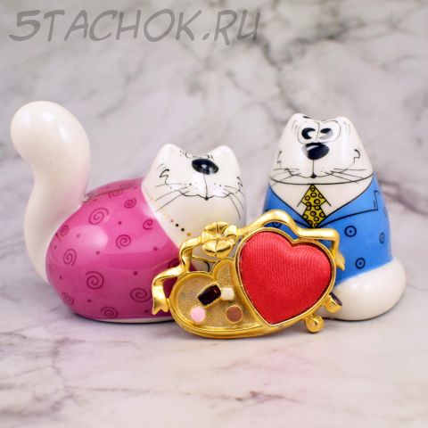 Брошь "Коробочка конфет" (Danecraft США)