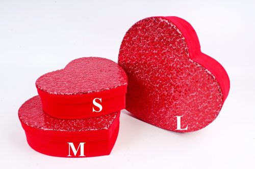 Композиция: Raffaello + розы