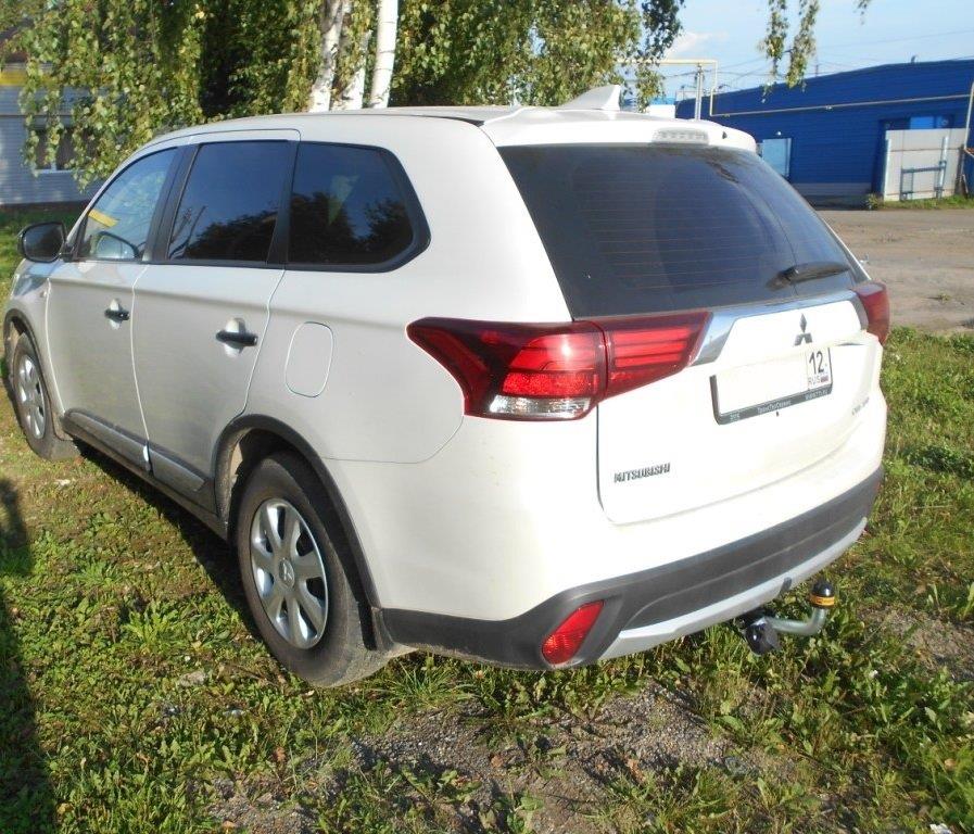 Фаркоп "Motodor" с оцинкованным шаром Mitsubishi Outlander 2012-2019, 2019- Вырез бампера по необходимости. Тип шара: A. Нагрузки: 1700/75 кг