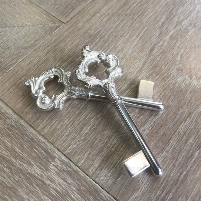 Ключ Enrico Cassina С54000