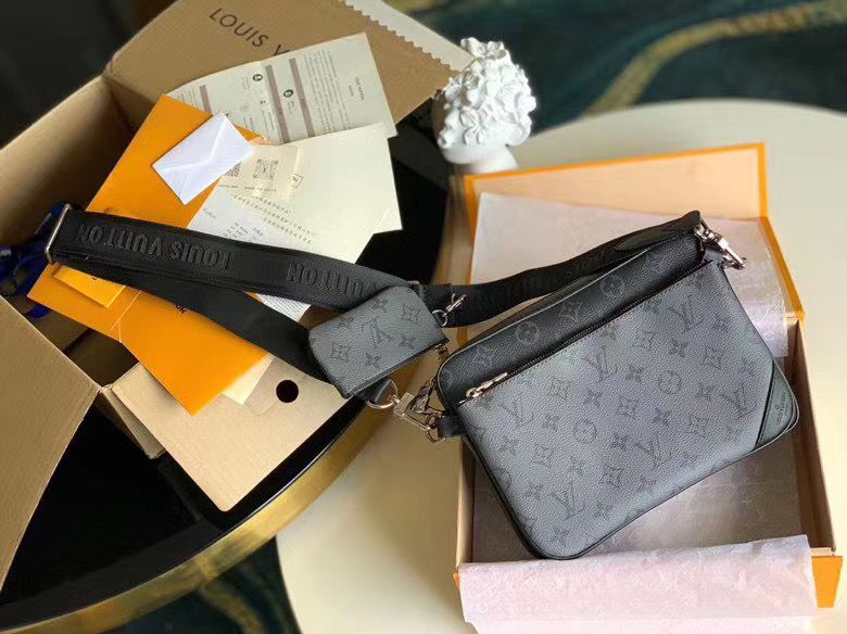 Louis Vuitton Pochette Trio 25 cm