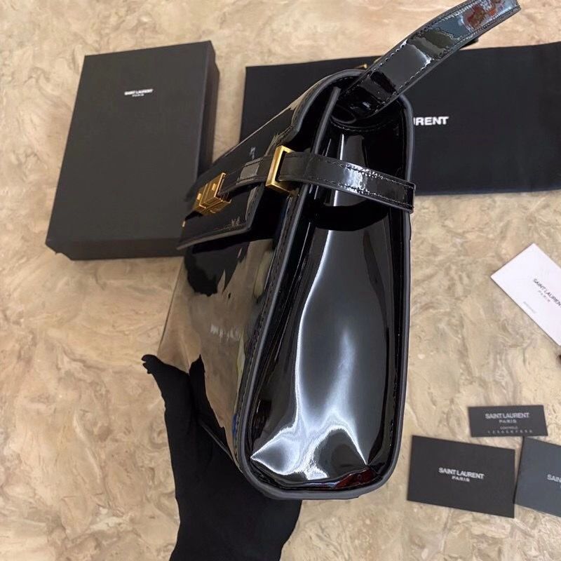 Saint Laurent Manhattan