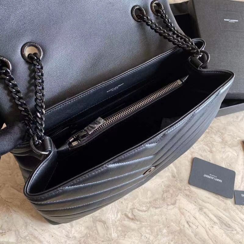 SAINT LAURENT  LOULOU 32 cm