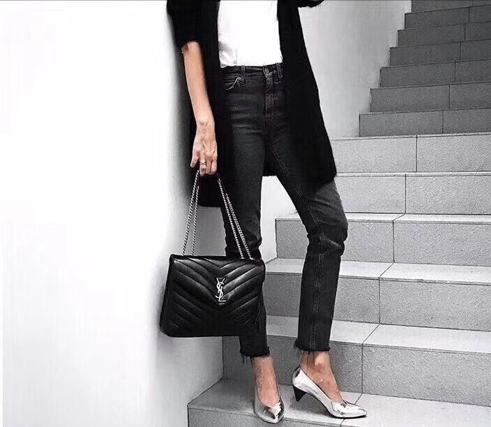 SAINT LAURENT  LOULOU 32 cm