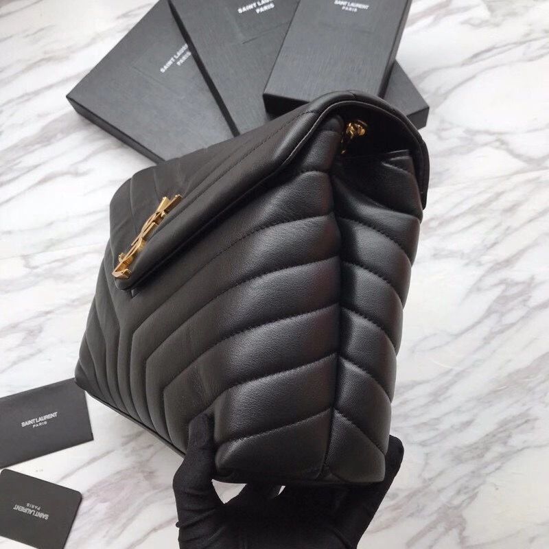 SAINT LAURENT  LOULOU 32 cm