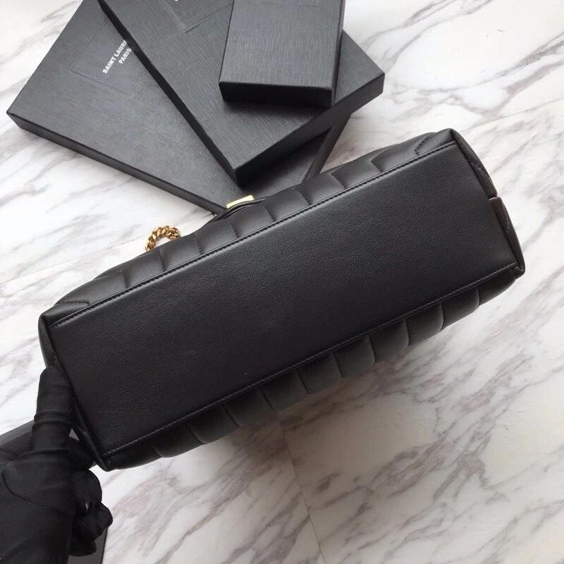 SAINT LAURENT  LOULOU 32 cm