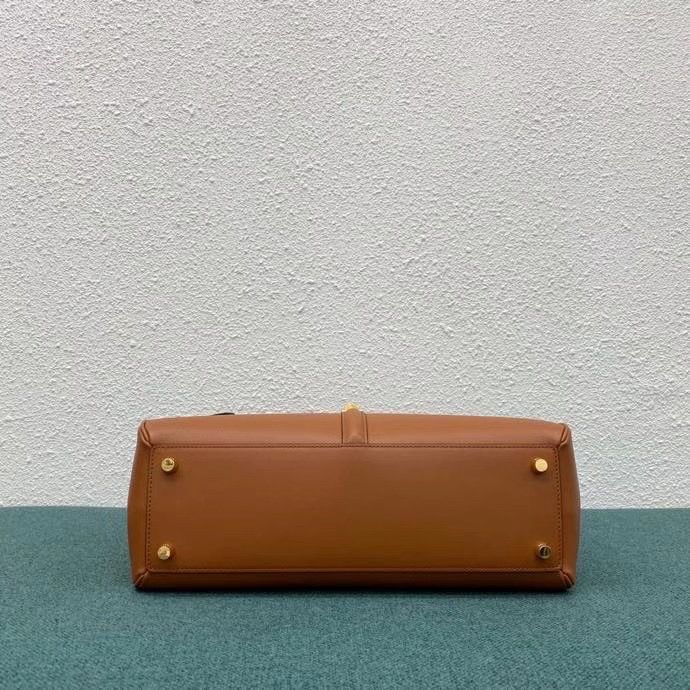 Celine 16 medium 32 cm