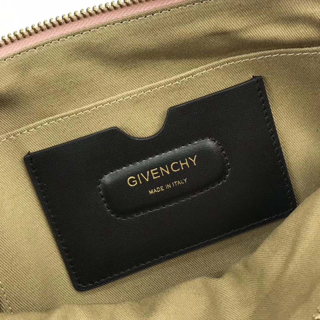 Givenchy ID XBody 26 cm