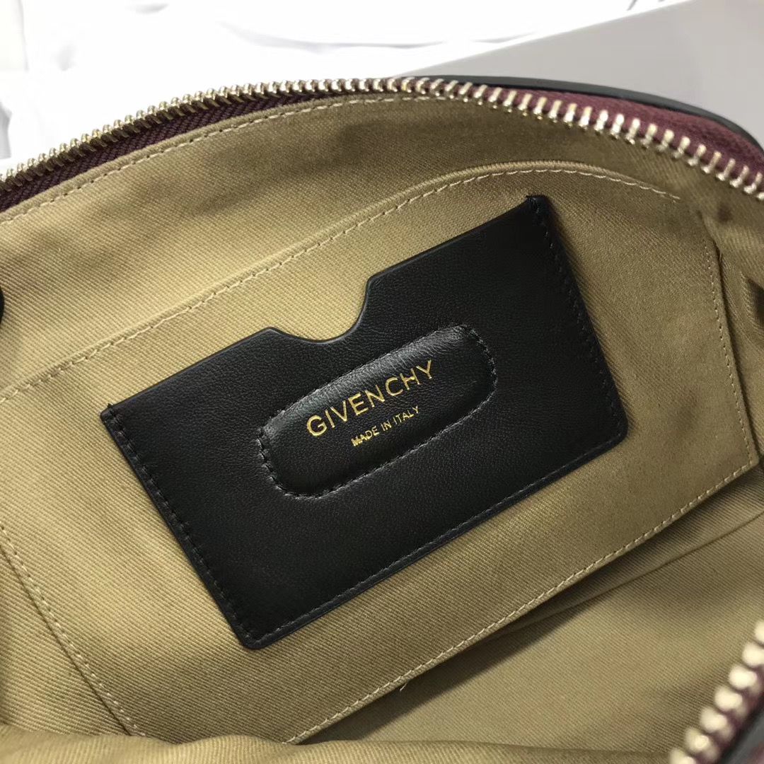 Givenchy ID XBody 26 cm