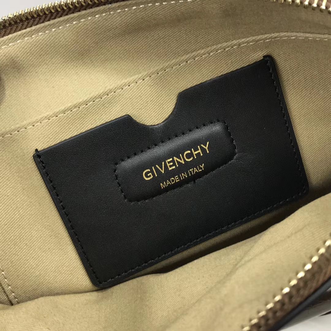 Givenchy ID XBody 26 cm
