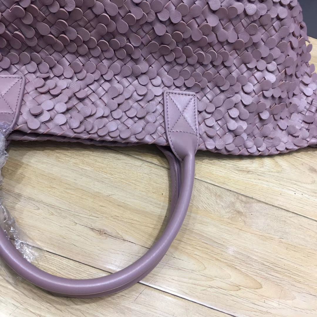 Bottega Veneta Cabat 40 cm