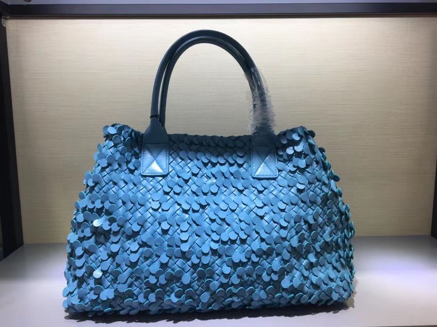 Bottega Veneta Cabat 40 cm