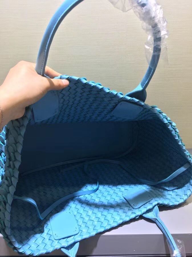 Bottega Veneta Cabat 40 cm