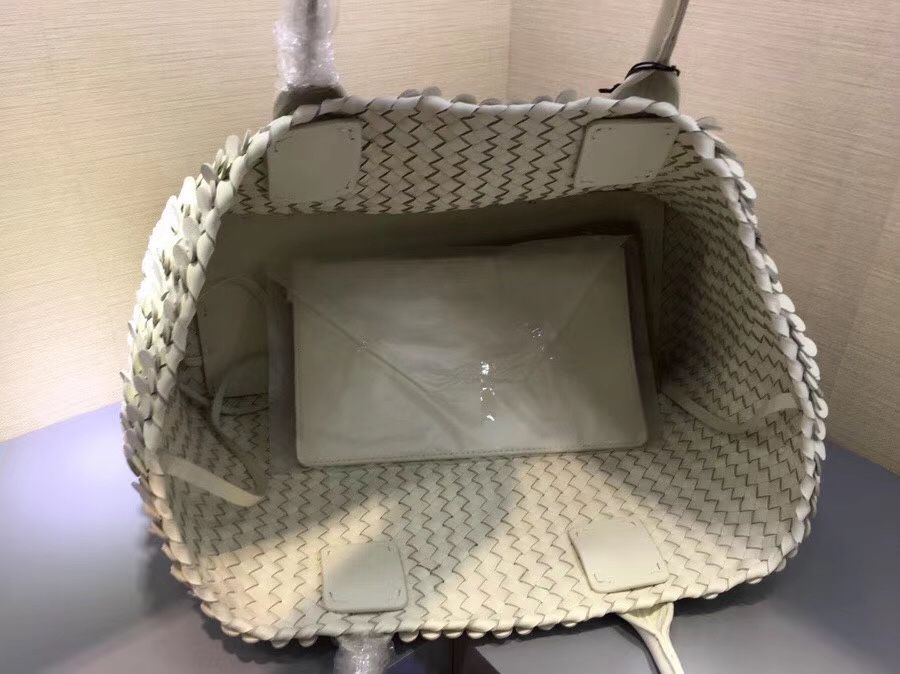 Bottega Veneta Cabat 40 cm