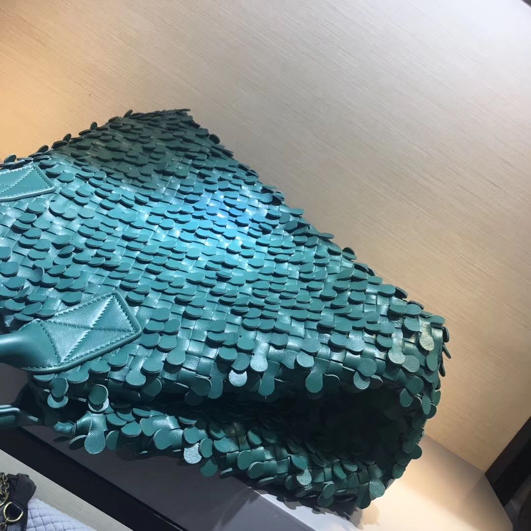 Bottega Veneta Cabat 40 cm