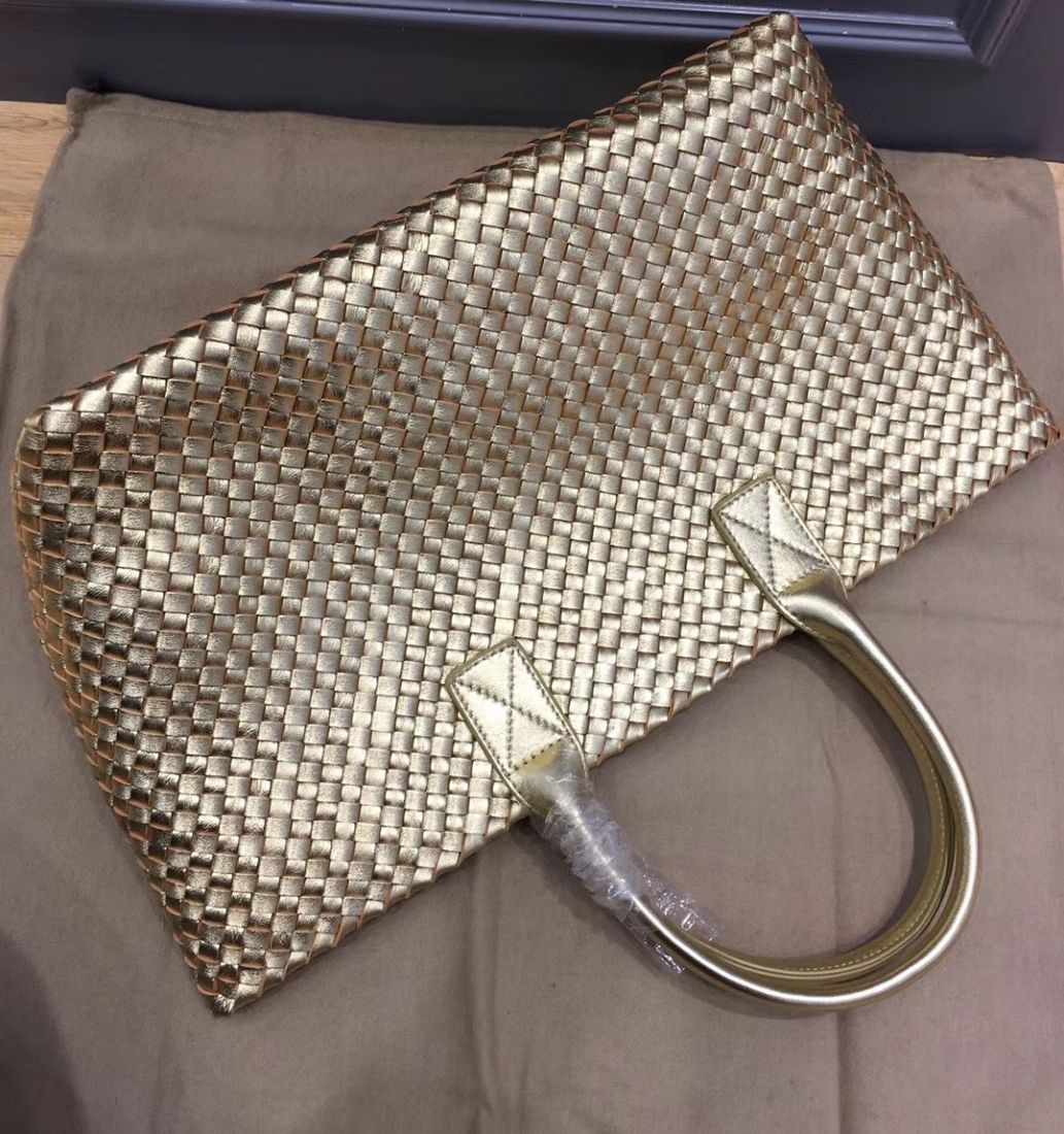 Bottega Veneta Cabat 40 cm