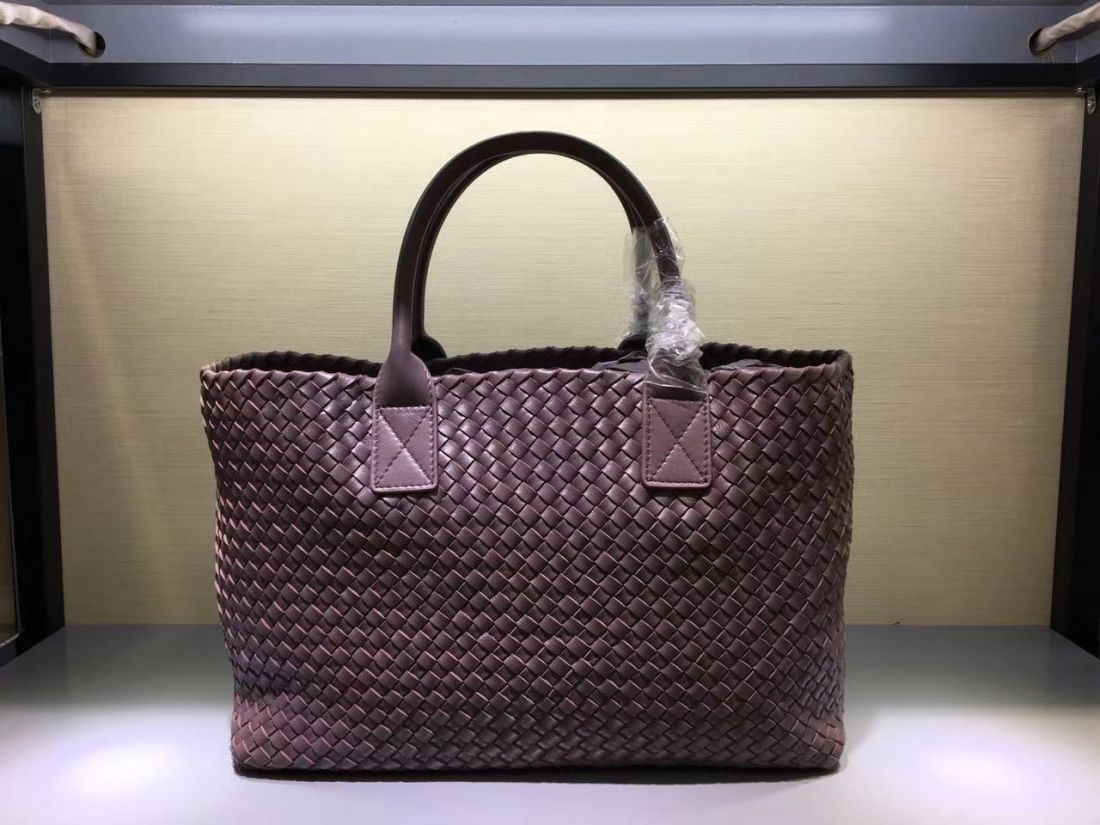 Bottega Veneta Cabat 40 cm