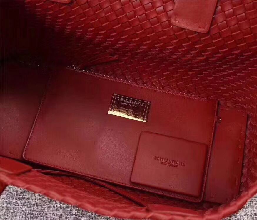 Bottega Veneta Cabat 40 cm