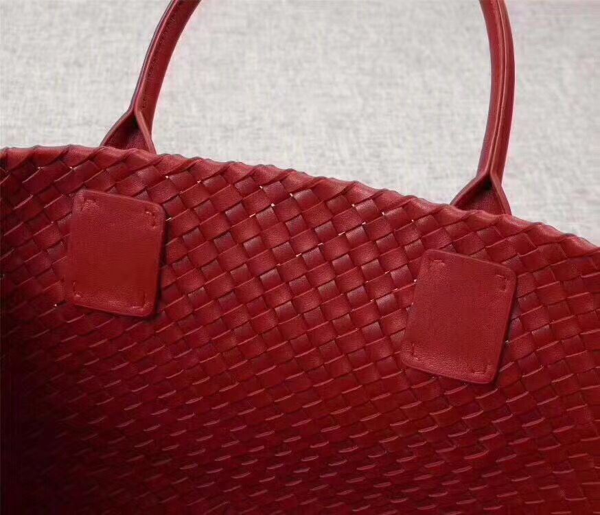 Bottega Veneta Cabat 40 cm
