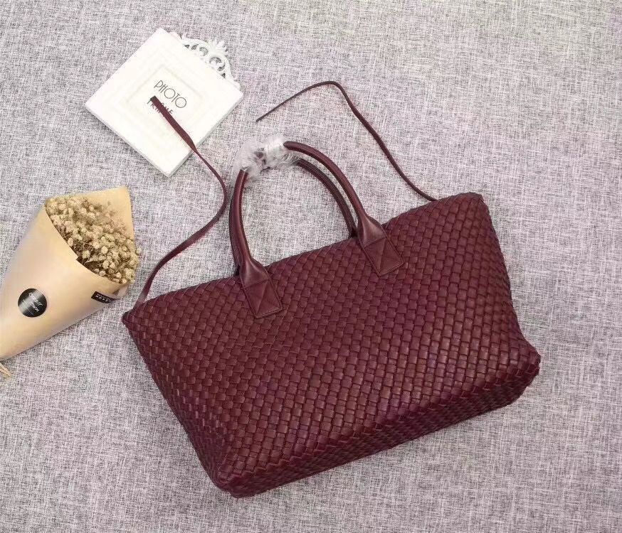 Bottega Veneta Cabat 40 cm