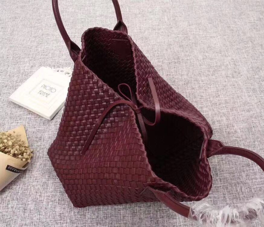 Bottega Veneta Cabat 40 cm