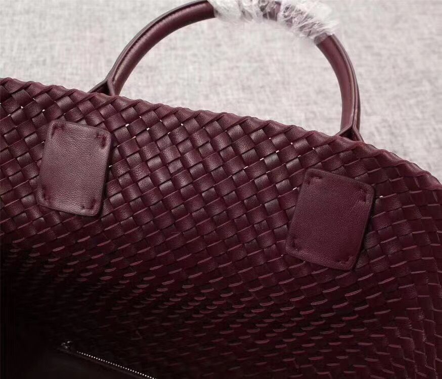 Bottega Veneta Cabat 40 cm