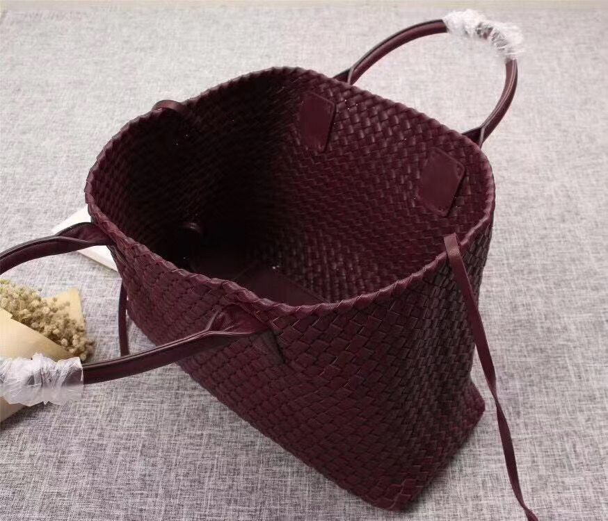 Bottega Veneta Cabat 40 cm