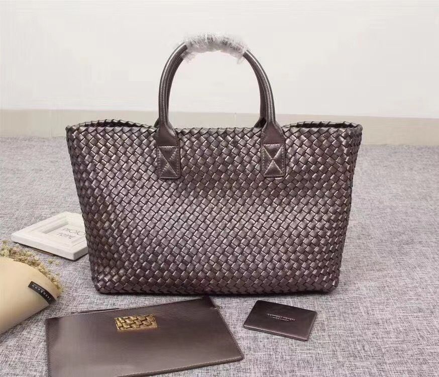 Bottega Veneta Cabat 40 cm