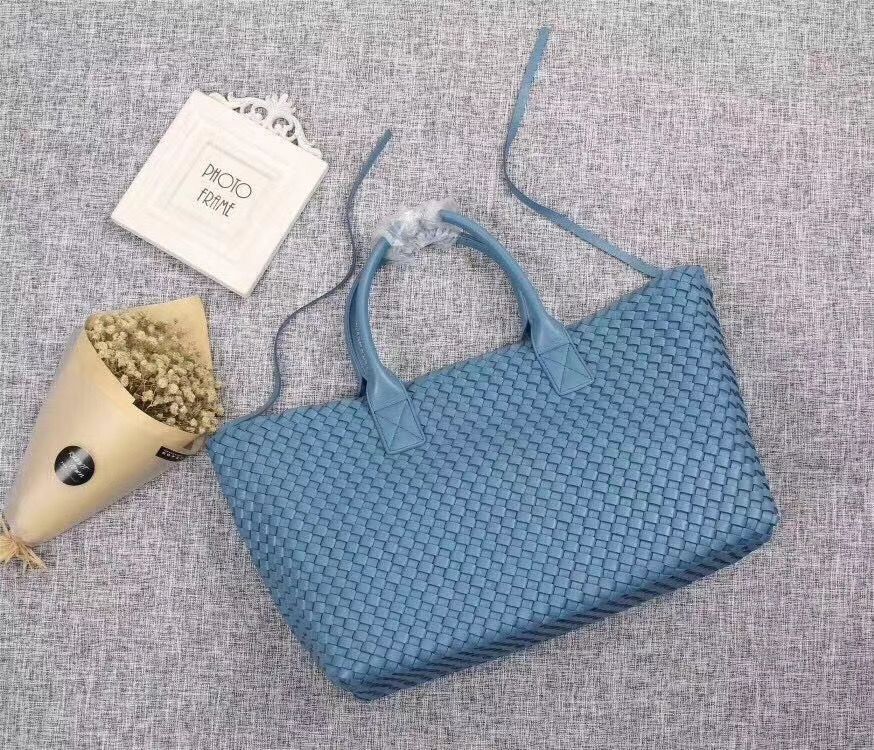 Bottega Veneta Cabat 40 cm