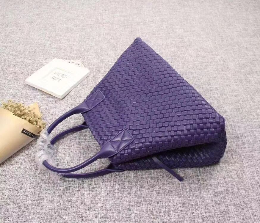 Bottega Veneta Cabat 40 cm