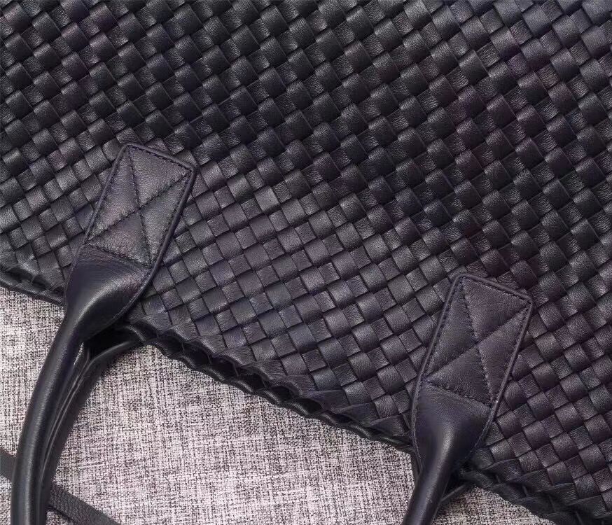 Bottega Veneta Cabat 40 cm